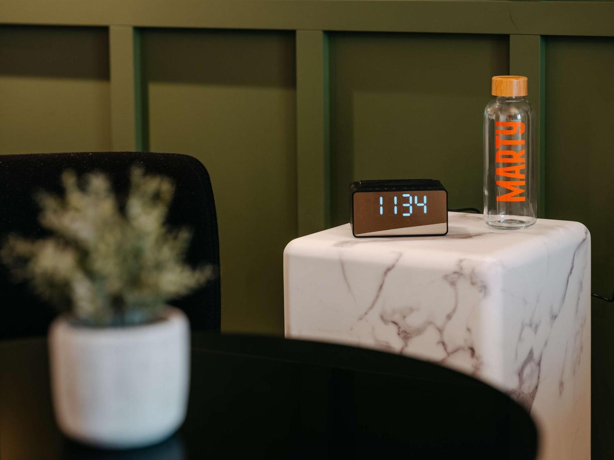 Deluxe King Room,1552464574:JPEG